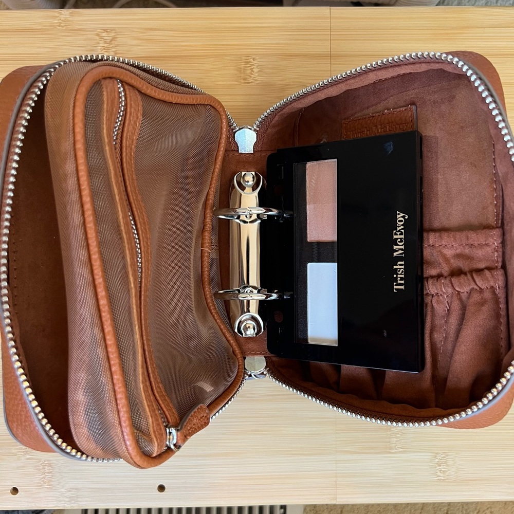 Trish McEvoy Brown Vegan Leather Makeup Planner Cosmetics Limited Bag